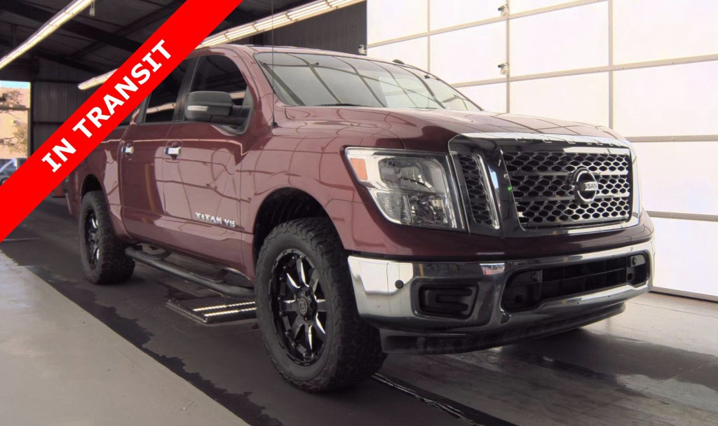2018 Nissan Titan Image 5