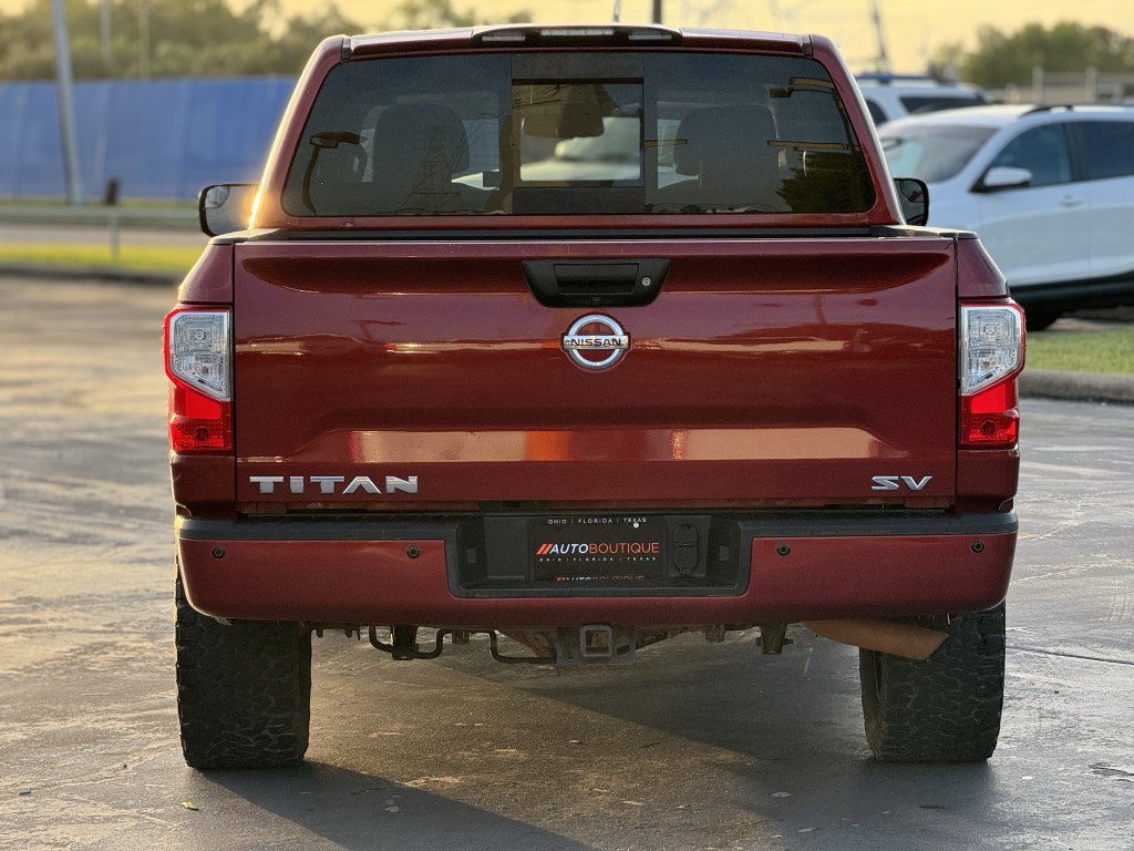 2018 Nissan Titan Image 7
