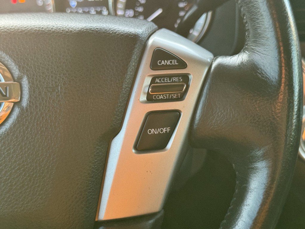 2018 Nissan Titan Image 17
