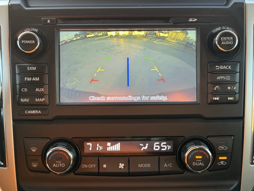 2018 Nissan Titan Image 21