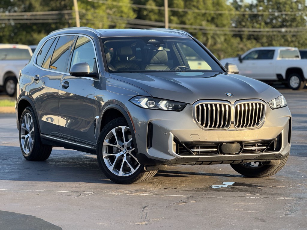 2024 BMW X5 Image 3