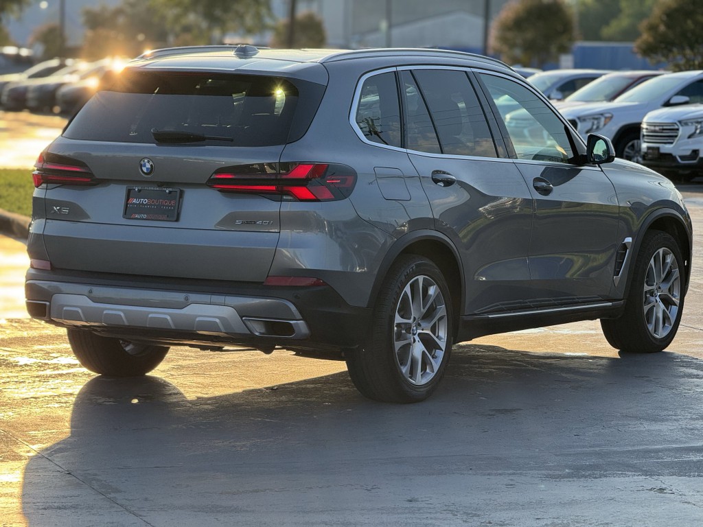 2024 BMW X5 Image 8