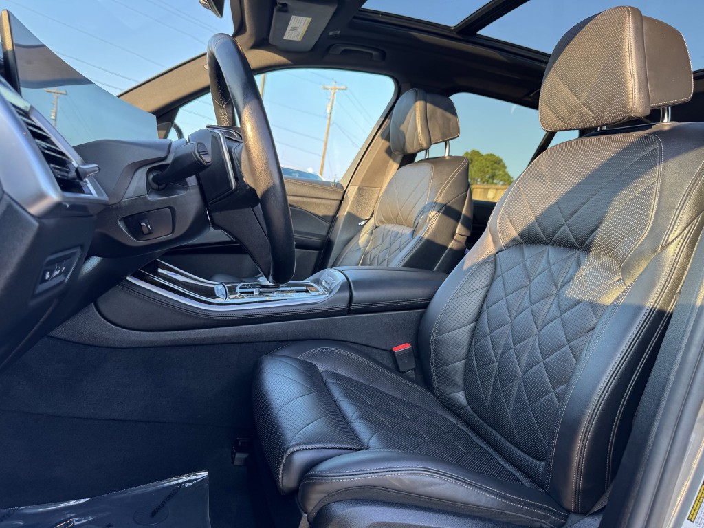 2024 BMW X5 Image 27