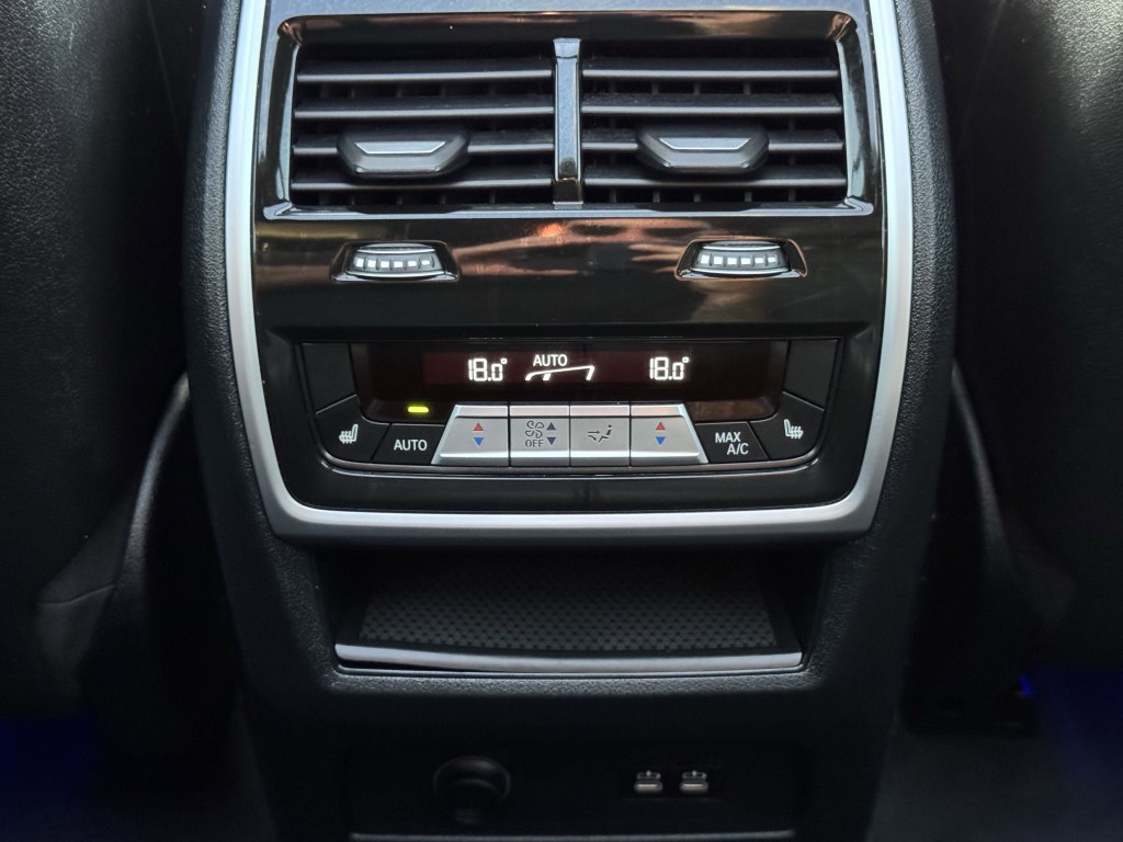 2024 BMW X5 Image 31