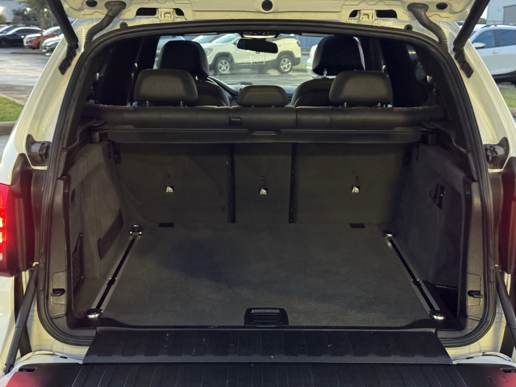 2017 BMW X5 Image 28