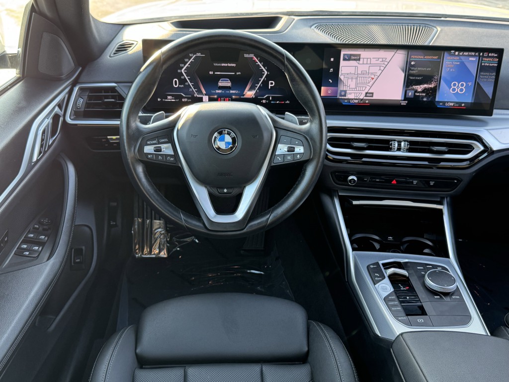 2024 BMW 4 Series Image 16