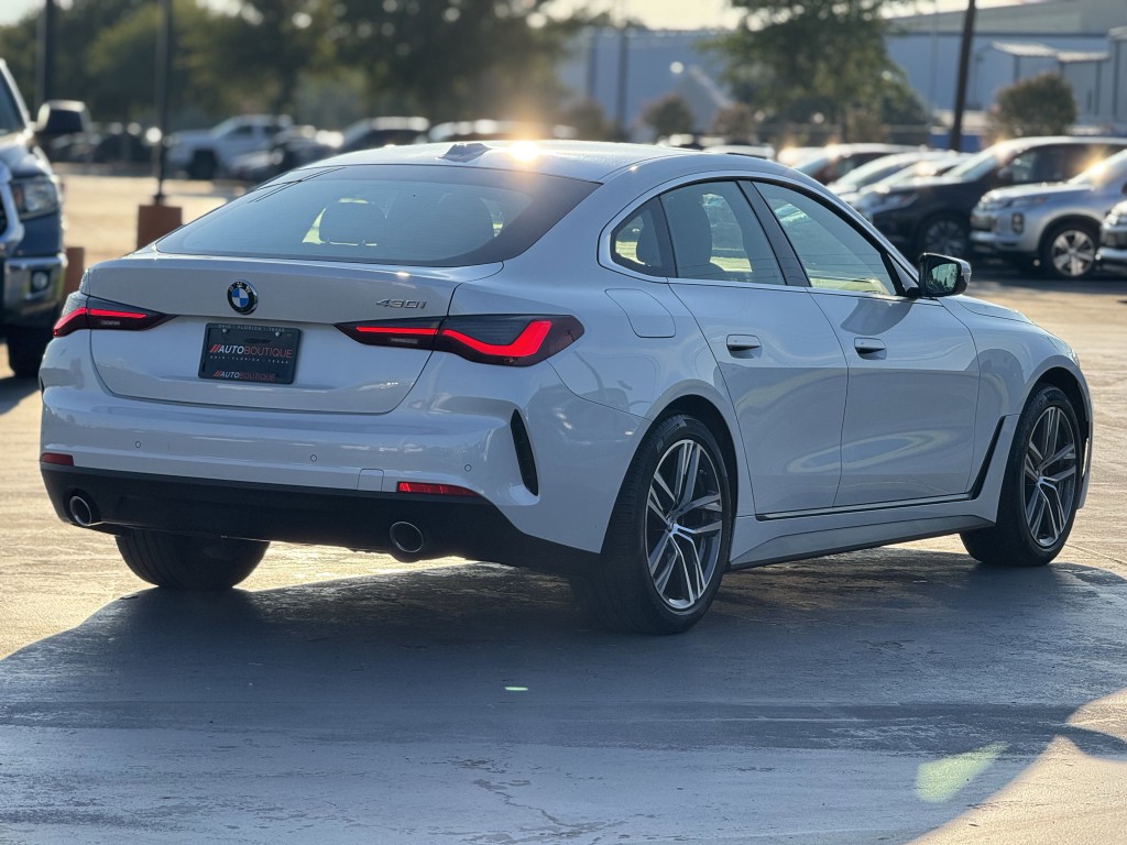 2024 BMW 4 Series Image 10