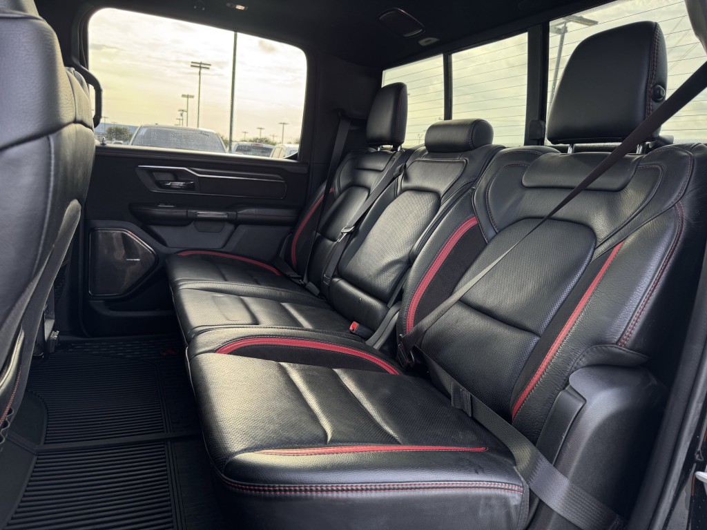 2022 RAM 1500 Image 32