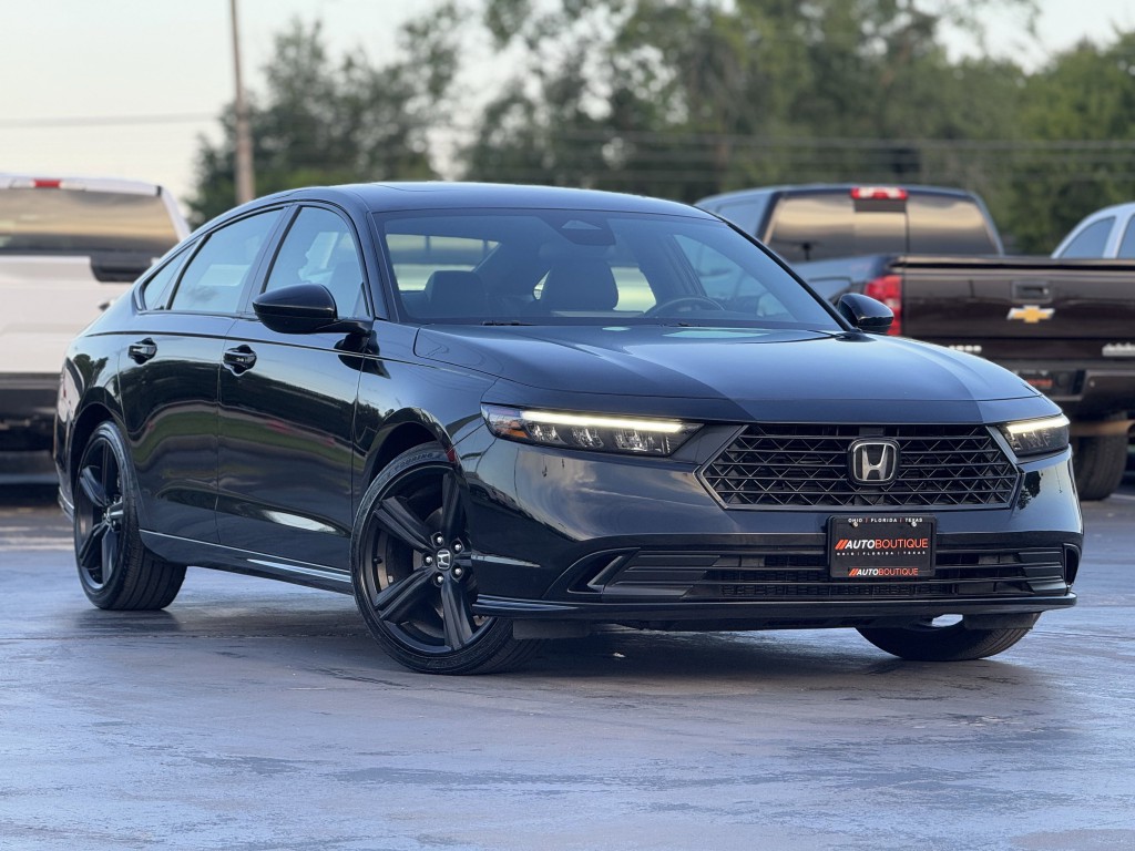 2023 Honda Accord Image 3