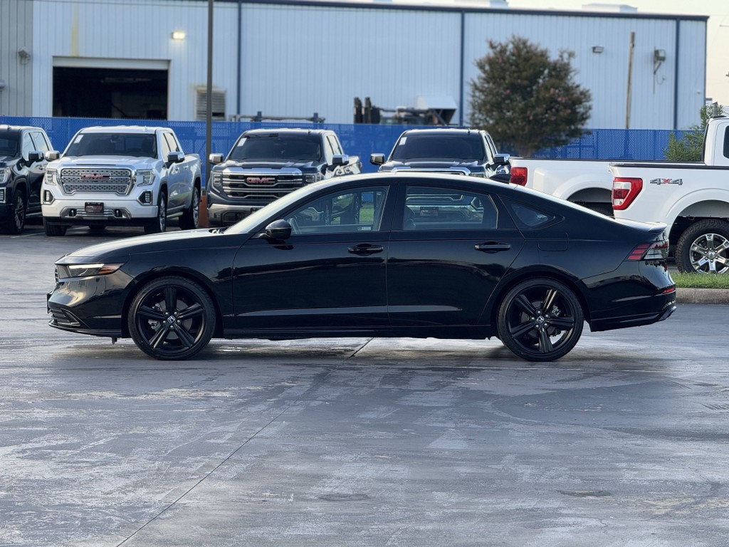 2023 Honda Accord Image 8