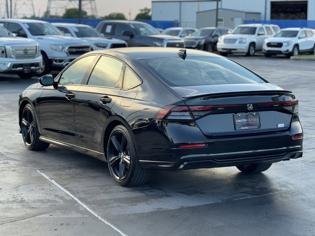 2023 Honda Accord Image 10