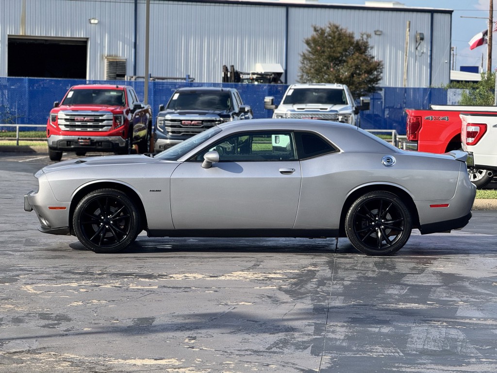2018 Dodge Challenger Image 9