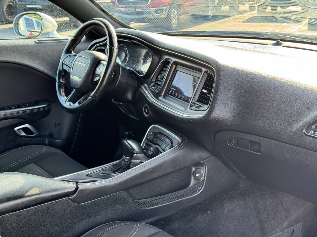 2018 Dodge Challenger Image 14