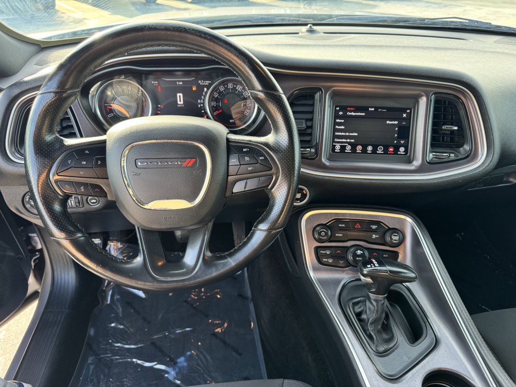 2018 Dodge Challenger Image 15