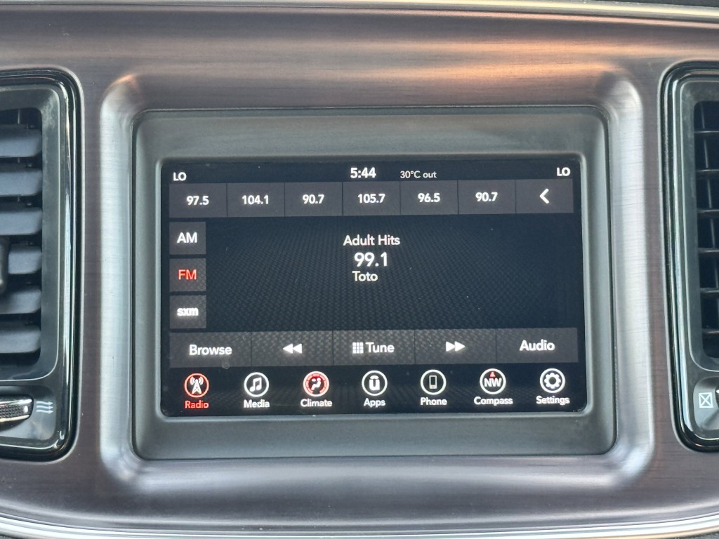2018 Dodge Challenger Image 17