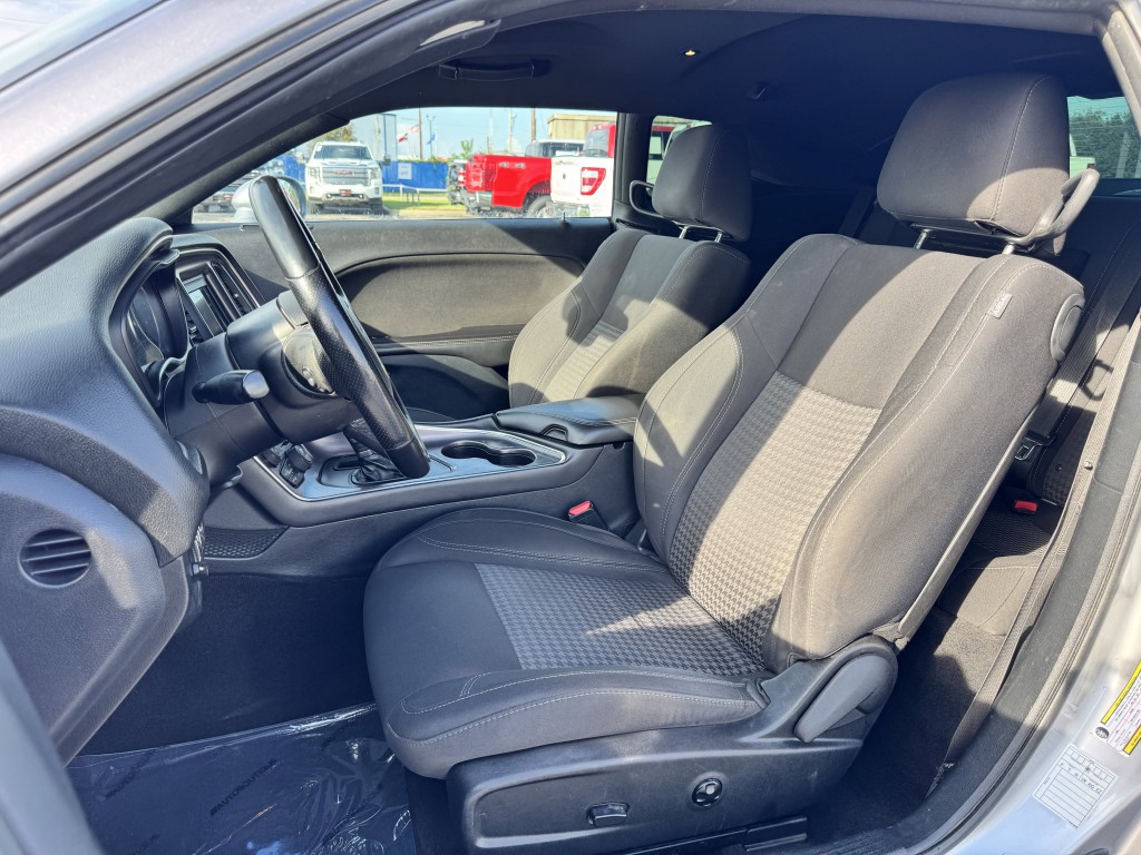 2018 Dodge Challenger Image 21