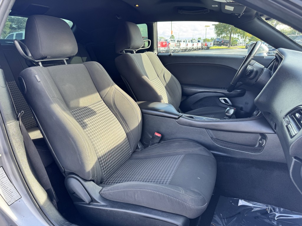 2018 Dodge Challenger Image 22