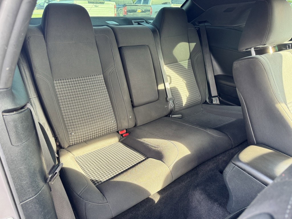 2018 Dodge Challenger Image 23