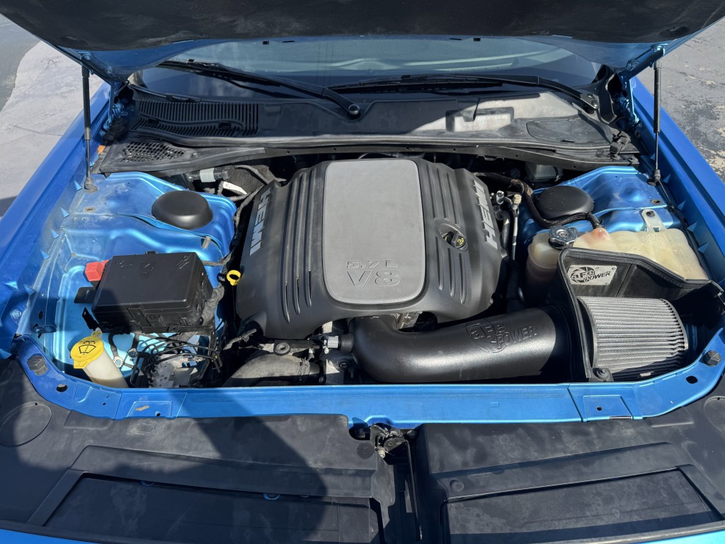2016 Dodge Challenger Image 11