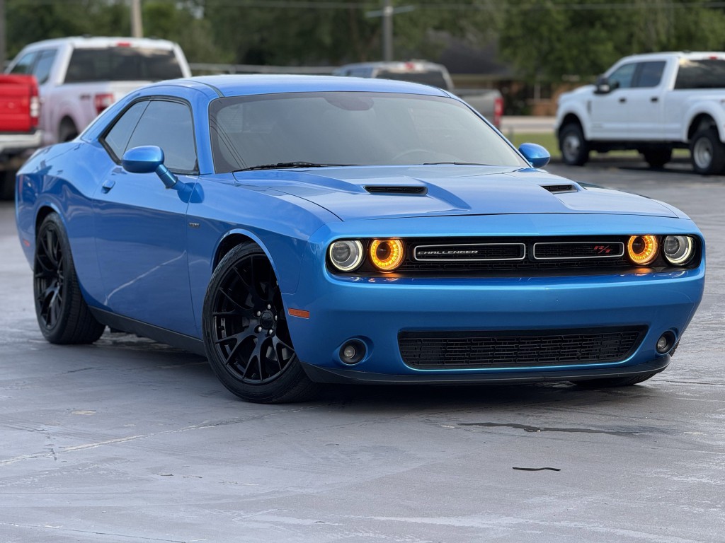 2016 Dodge Challenger Image 3