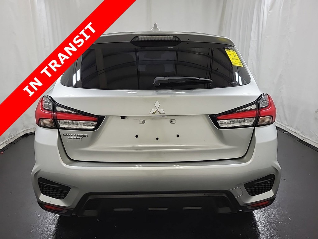 2024 Mitsubishi Outlander Image 6