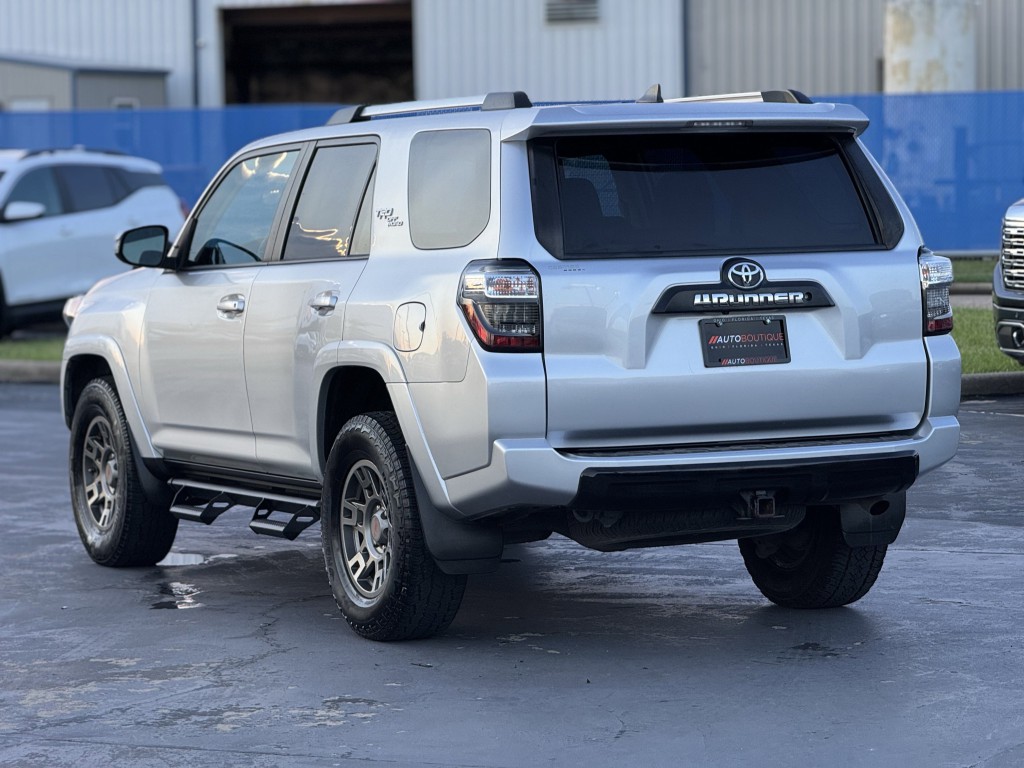 2018 Toyota 4Runner Image 11