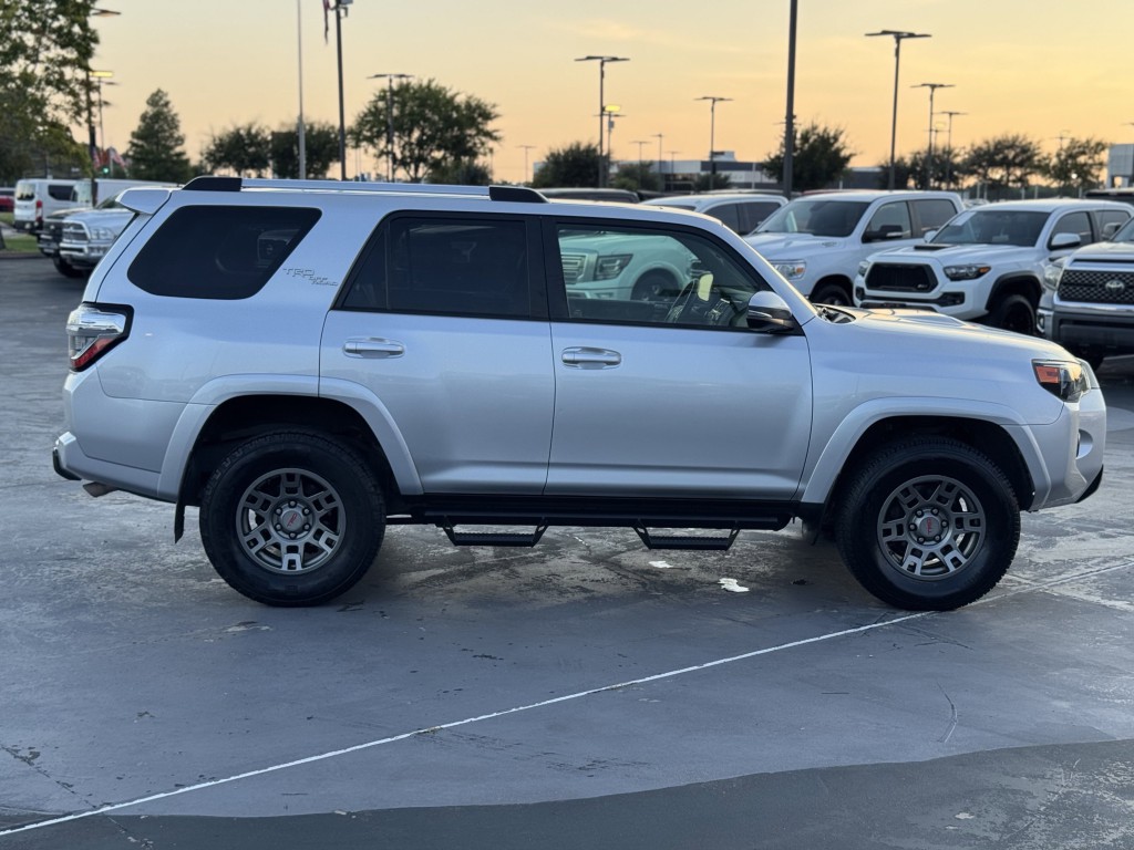 2018 Toyota 4Runner Image 12