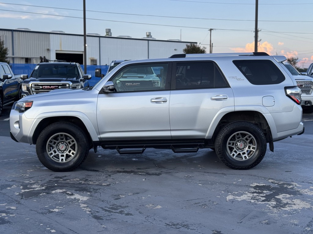 2018 Toyota 4Runner Image 13