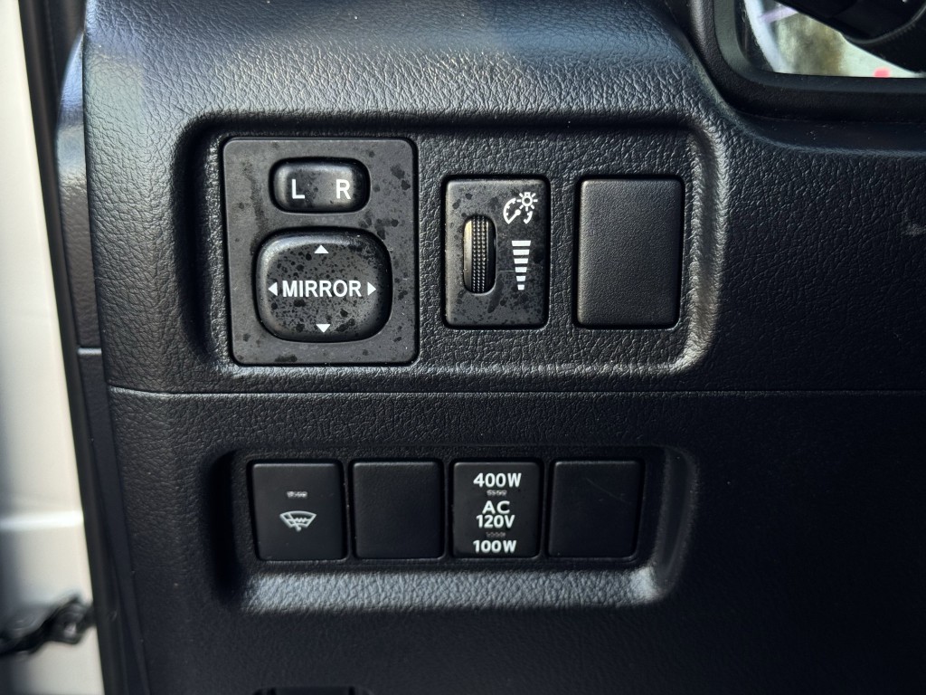 2018 Toyota 4Runner Image 22