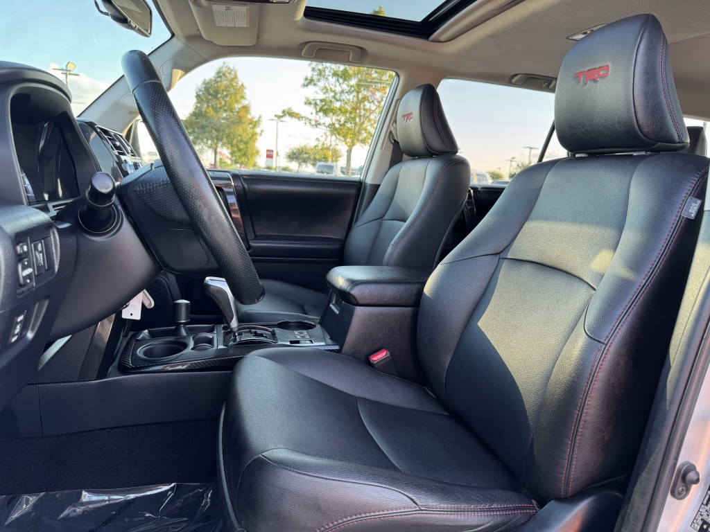 2018 Toyota 4Runner Image 25