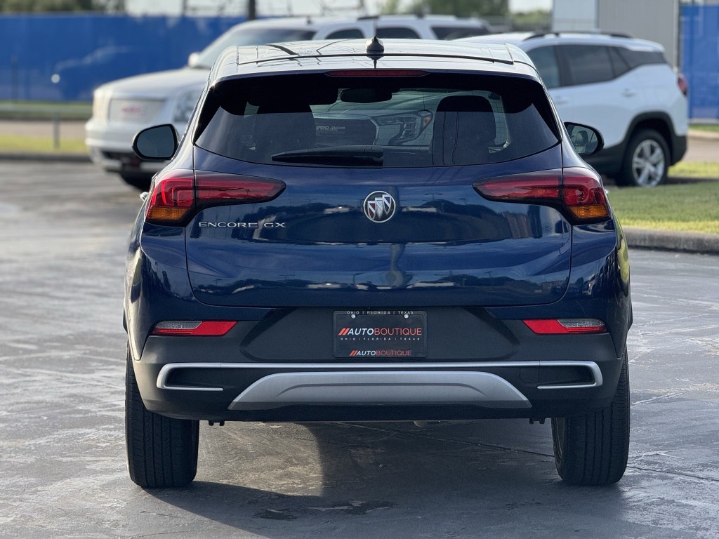 2022 Buick Enclave Image 7