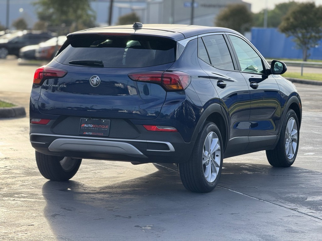 2022 Buick Enclave Image 9