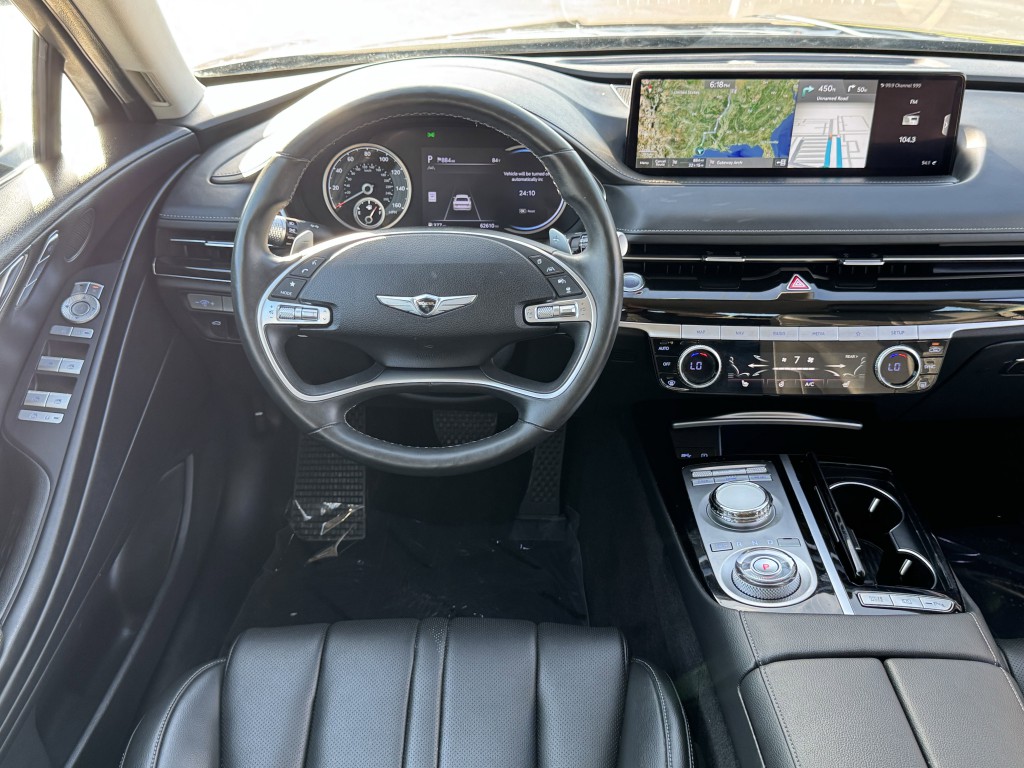 2023 Genesis G80 Image 13