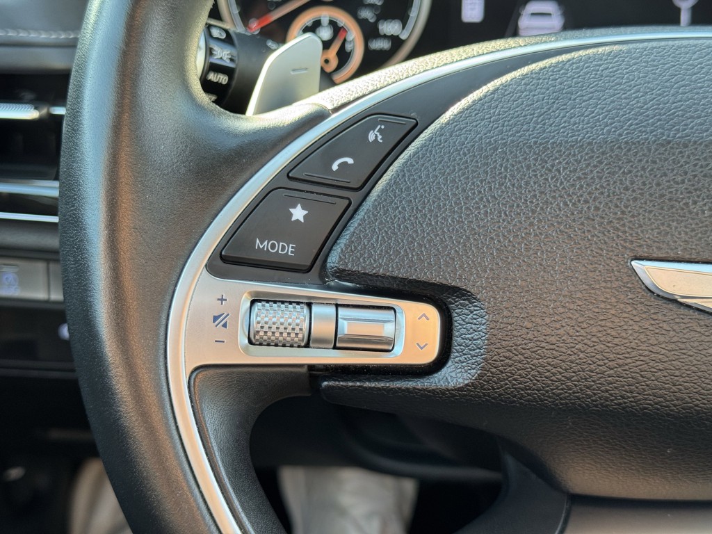 2023 Genesis G80 Image 15
