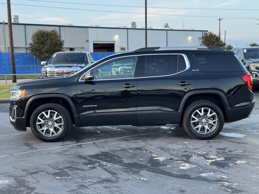 2022 GMC Acadia Image 10
