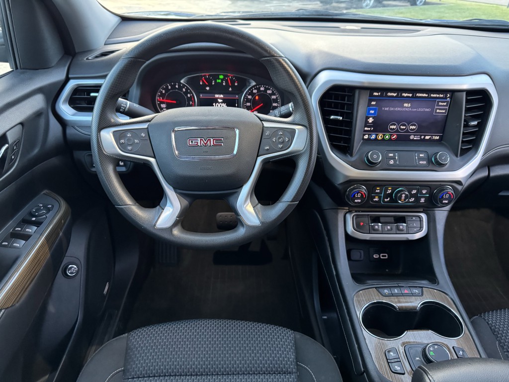 2022 GMC Acadia Image 14