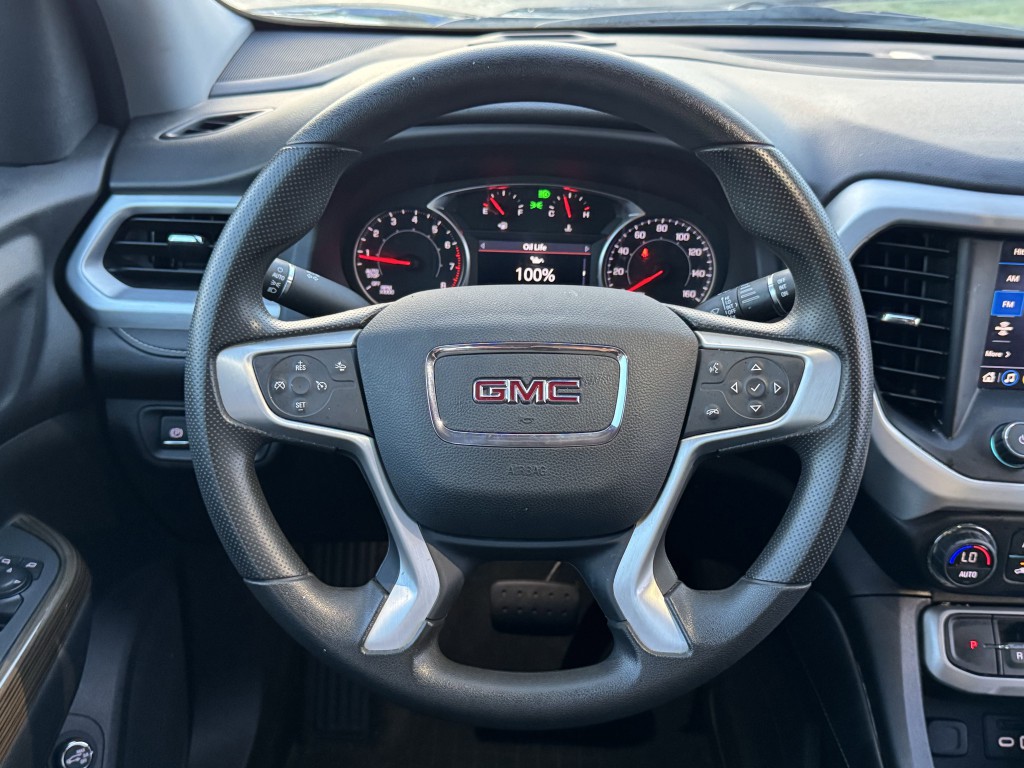 2022 GMC Acadia Image 15