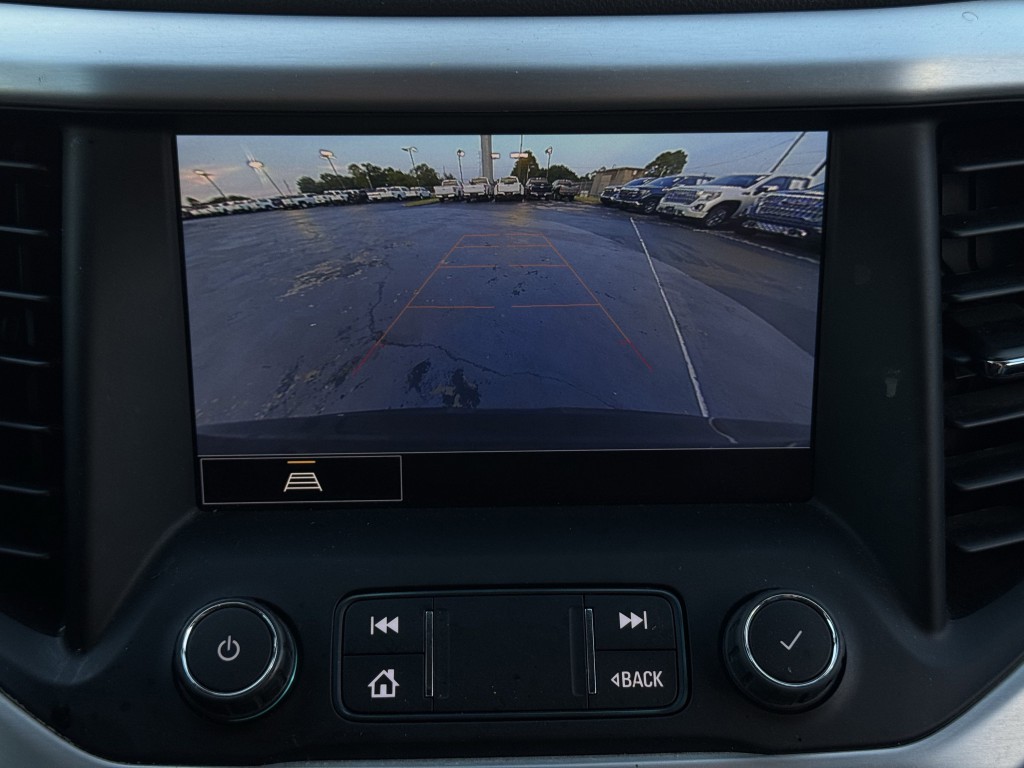 2022 GMC Acadia Image 20