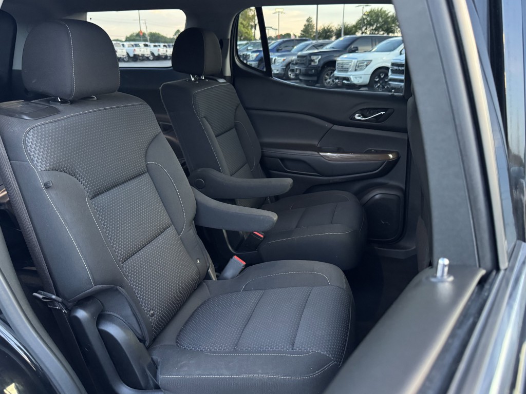 2022 GMC Acadia Image 24