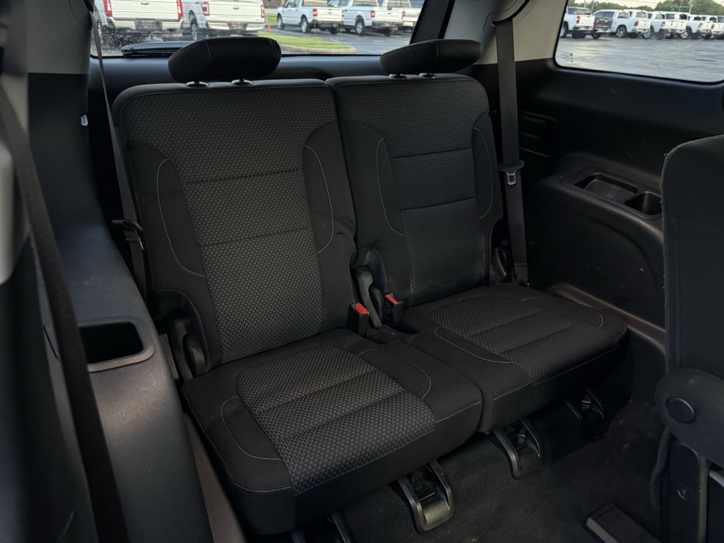 2022 GMC Acadia Image 25