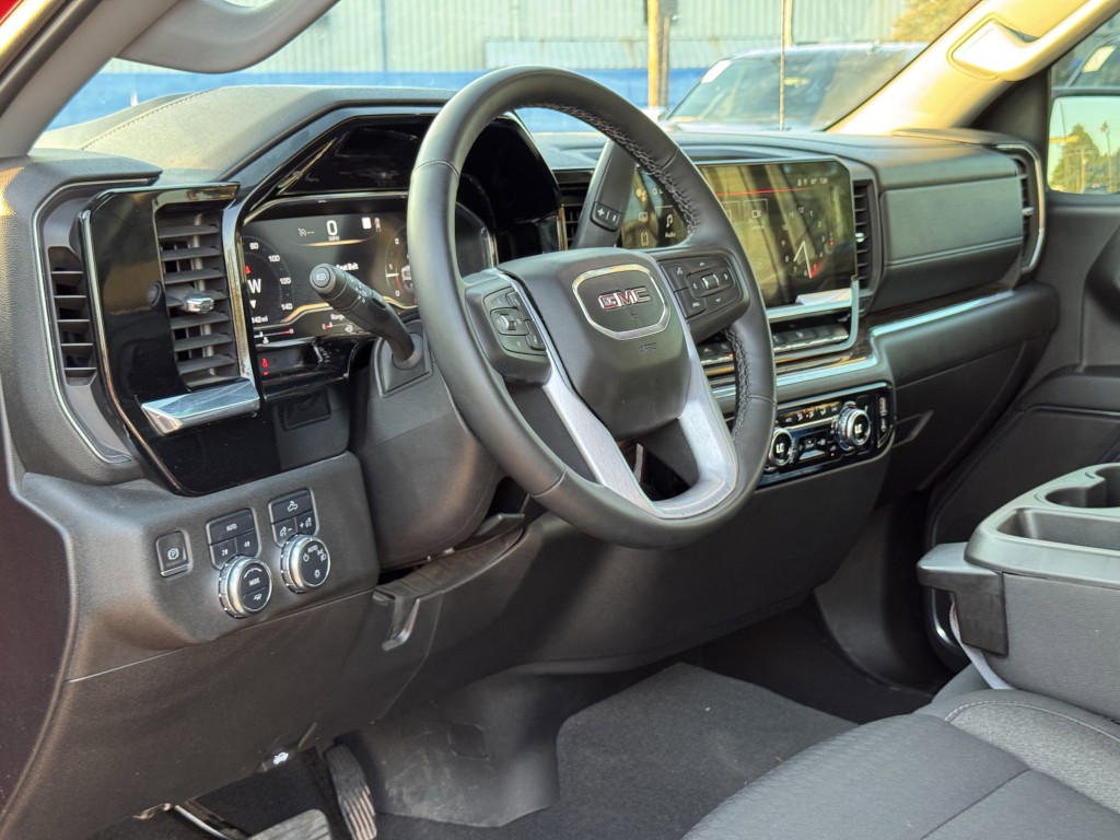 2023 GMC Sierra 1500 Image 12