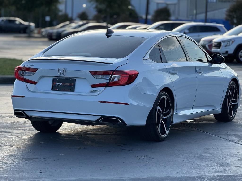 2022 Honda Accord Image 9
