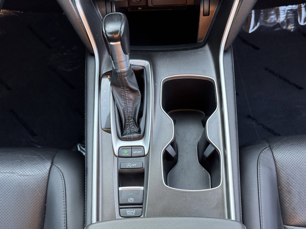 2022 Honda Accord Image 21