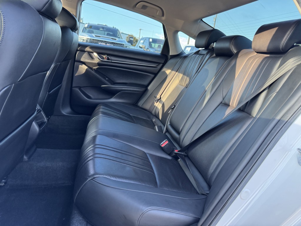 2022 Honda Accord Image 27