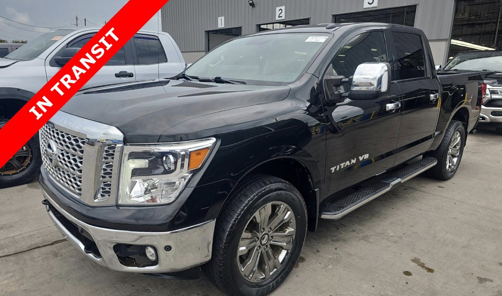 2019 Nissan Titan Image 1