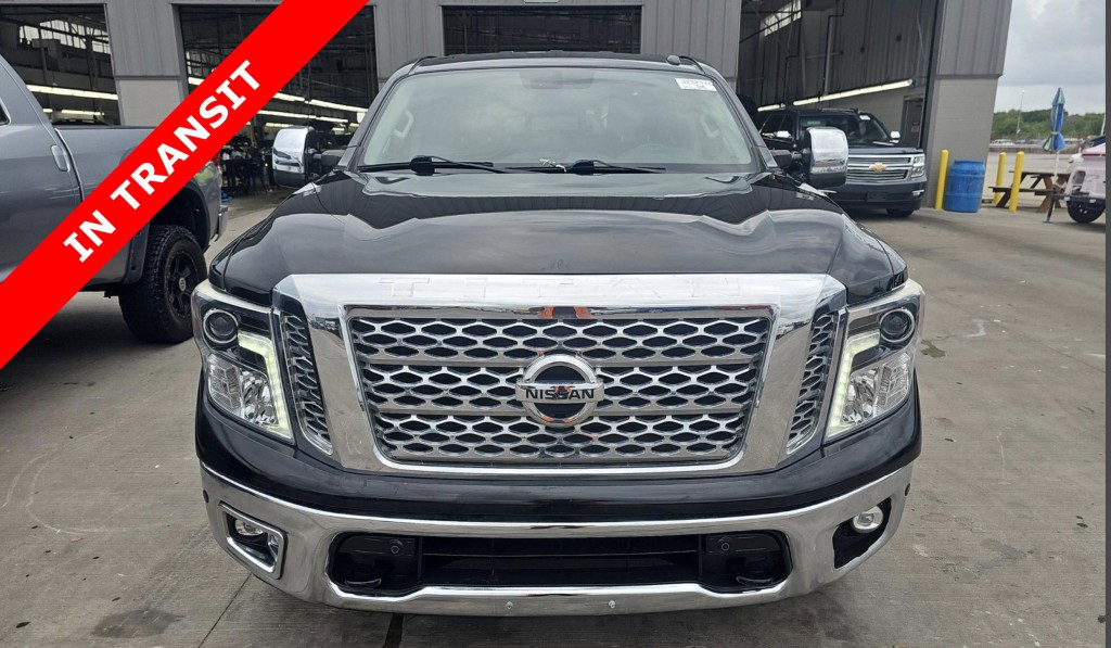 2019 Nissan Titan Image 5