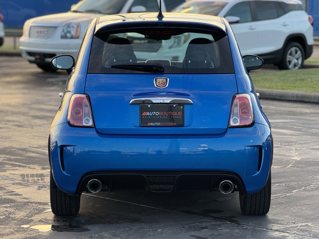 2018 FIAT 500 Image 7