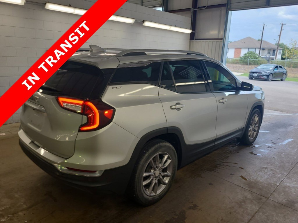 2022 GMC Terrain Image 6