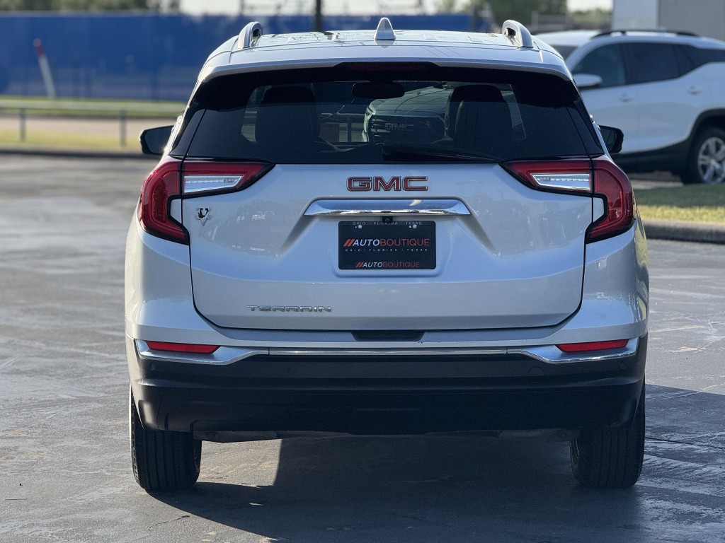2022 GMC Terrain Image 7