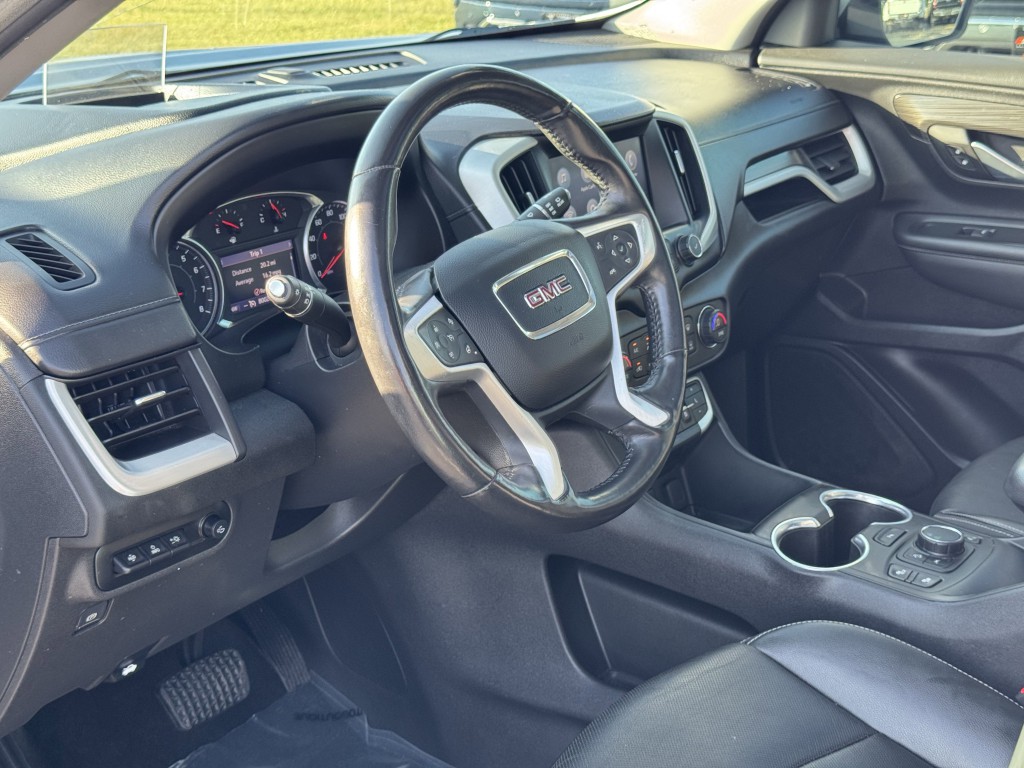 2022 GMC Terrain Image 12